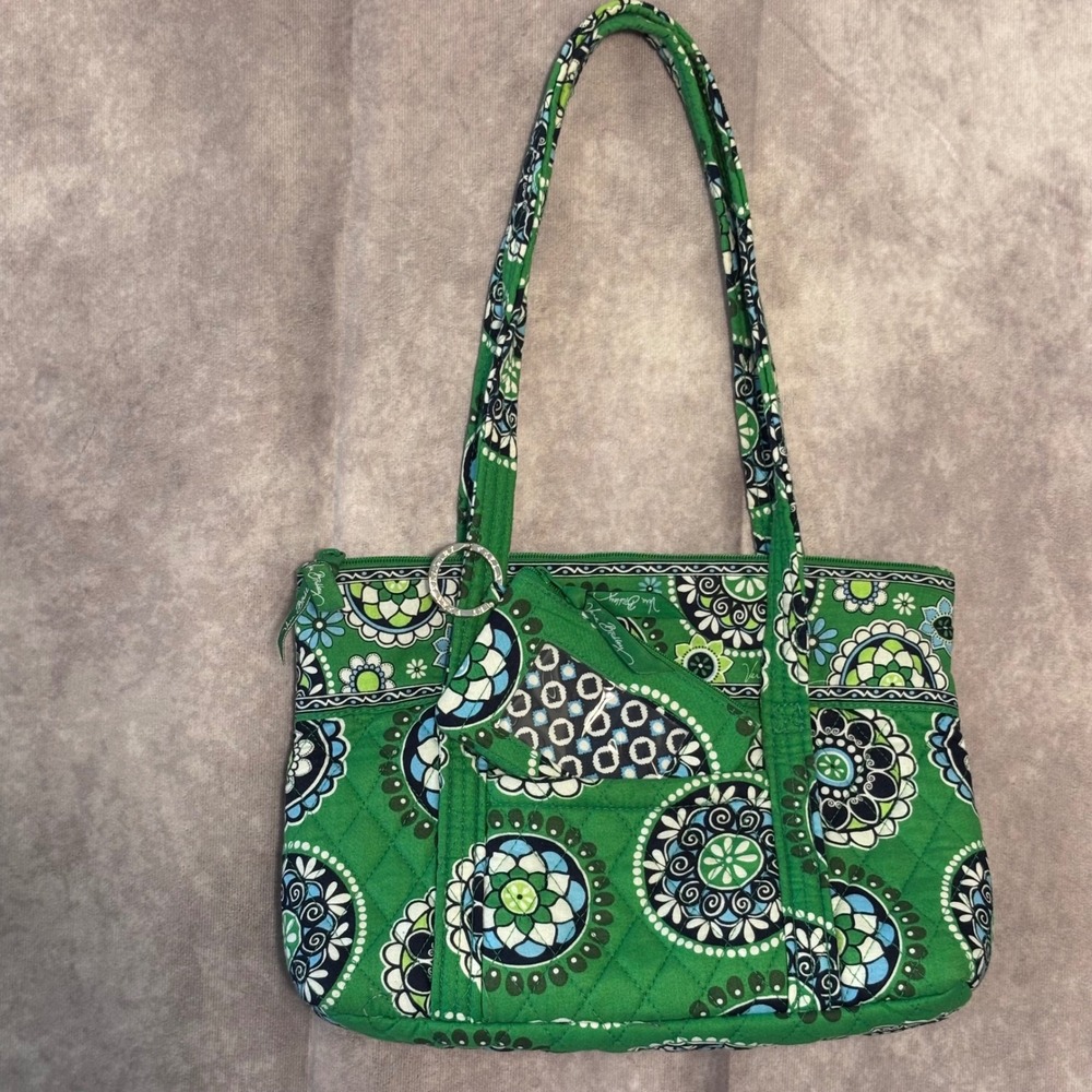 NWOT Retired Vera Bradley Cupcake Green Betsy Quilted Shoulder Bag ID Case Set